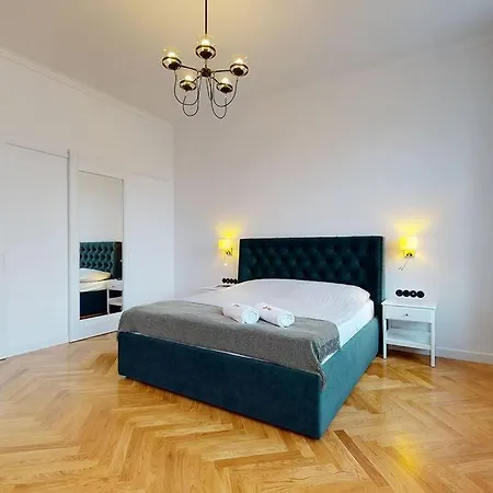 Apartment Big Modern Apart - Market Square - Nice View - Next To Town Hall *